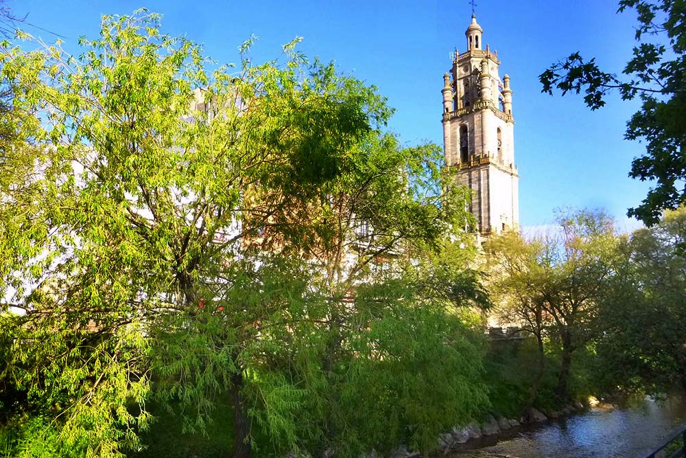 Iglesia de Santa María en Los Arcos