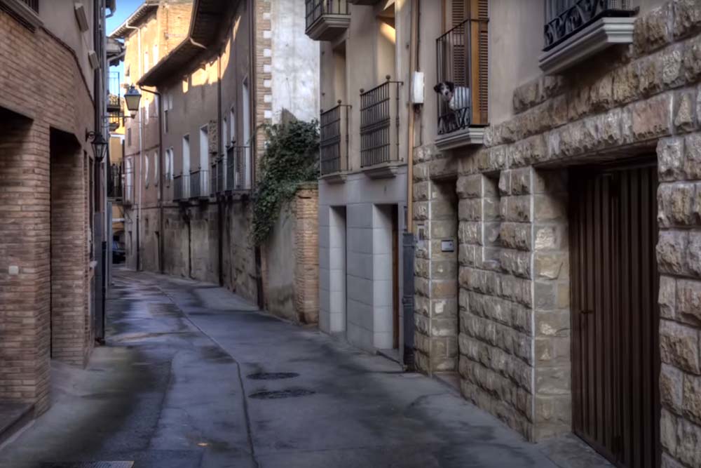 Callecita en Los Arcos