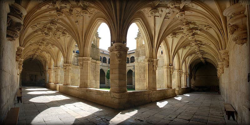 monasterio-san-zoilo-camino-frances monasterio-san-zoilo-camino-frances