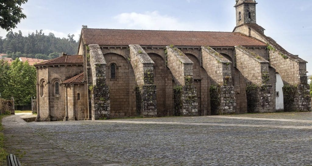 colegiata santa maria del sar